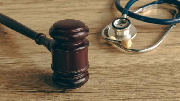 Avocat Responsabilité Médicale Versailles